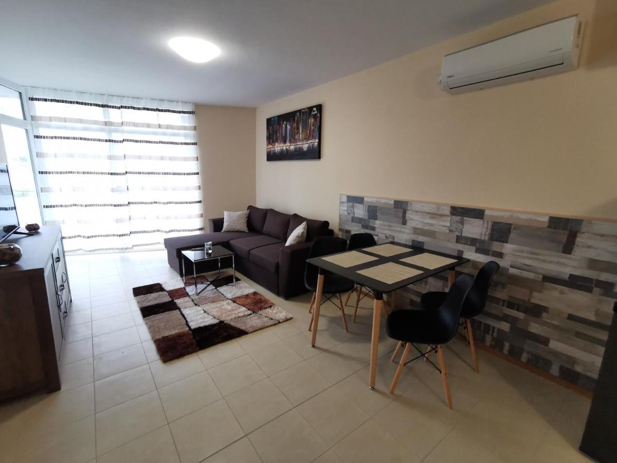 Appartement Къмпинг Градина - Апартамент С Две Спални В К-С Черноморска Звезда à TTchernomorets Extérieur photo